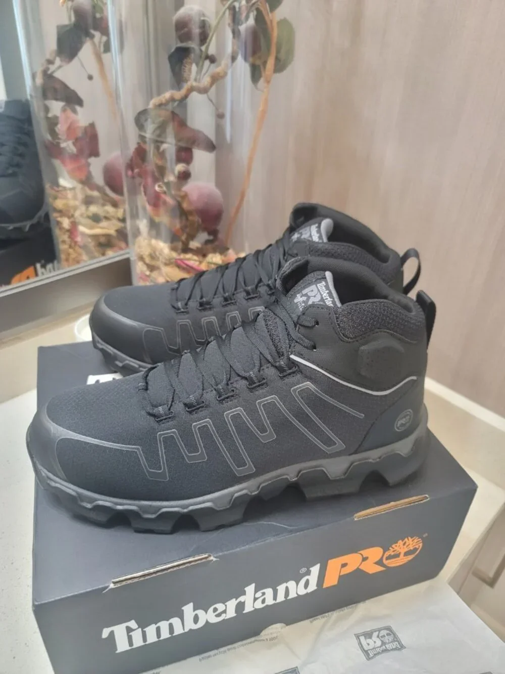 Timberland Pro Men's Powertrain  Alloy Safety Toe Work Shoes Sz 11 NIB Black